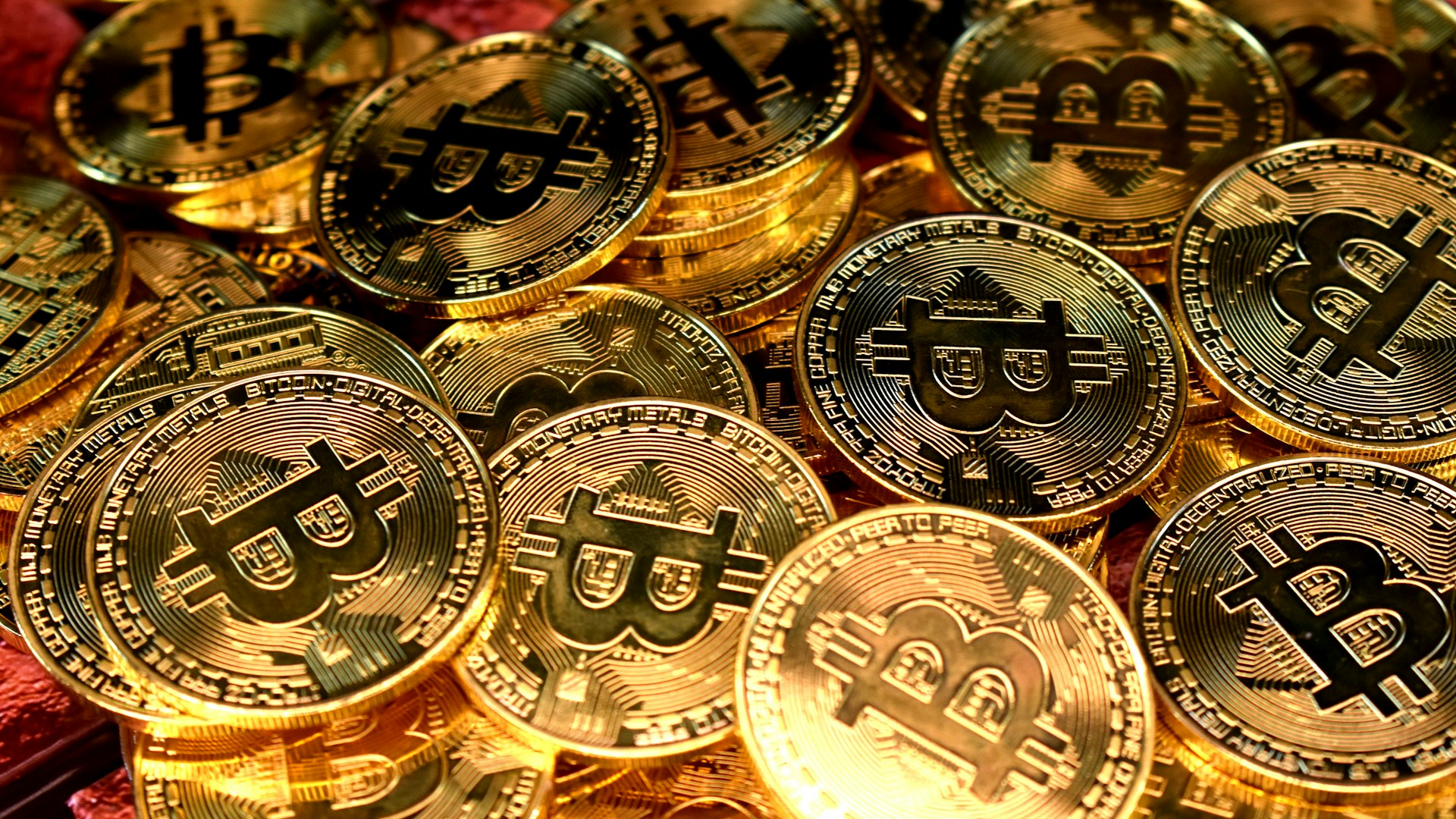 Bitcoin mi Altın mı? 2026 Enflasyona Karşı En İyi Yatırım